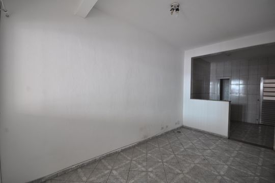 Sala de casa para alugar com 1 quarto, 80m² em Associacao Sobradinho, São Paulo