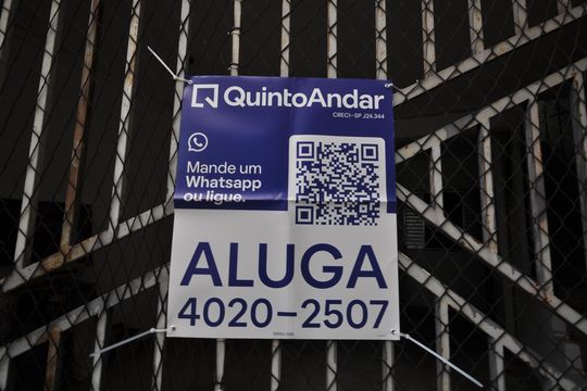 Placa de casa para alugar com 1 quarto, 80m² em Associacao Sobradinho, São Paulo