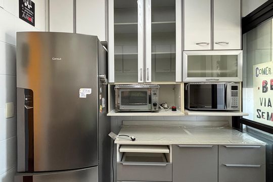 Cozinha de apartamento para alugar com 2 quartos, 58m² em Chácara Inglesa, São Paulo