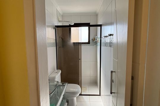 Banheiro de apartamento para alugar com 2 quartos, 58m² em Chácara Inglesa, São Paulo