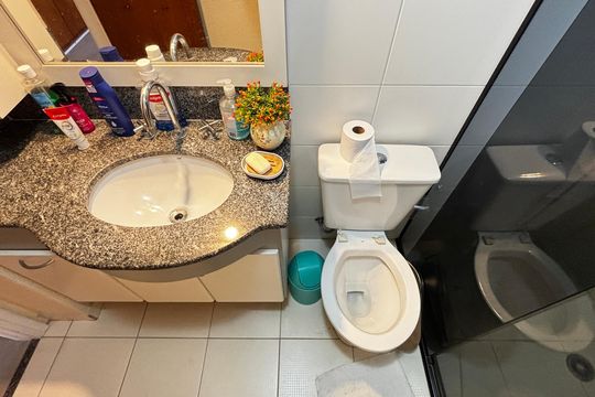 Banheiro da Suíte de apartamento à venda com 2 quartos, 67m² em Vila Boa Vista, Santo André