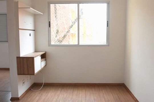 Apartamento para alugar com 2 quartos, 45m² em Parque Guarapiranga, São Paulo