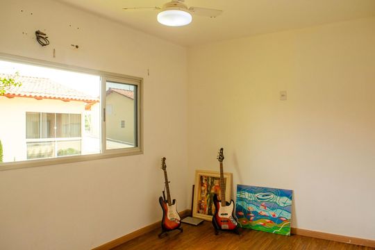 Casa de Condomínio à venda com 3 quartos, 190m² em Setor dos Funcionários, Goiânia