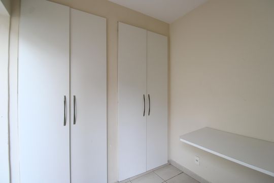 Área de serviço de casa de condomínio para alugar com 4 quartos, 350m² em Jacarepaguá, Rio de Janeiro