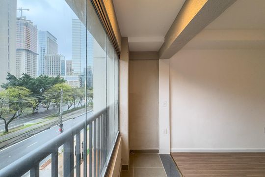 Varanda de kitnet/studio à venda com 1 quarto, 25m² em Vila Cordeiro, São Paulo