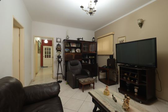 Sala de casa à venda com 3 quartos, 177m² em Vila Cecilia Maria, Santo André