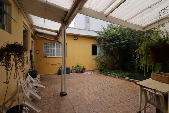 Quintal de casa à venda com 3 quartos, 177m² em Vila Cecilia Maria, Santo André