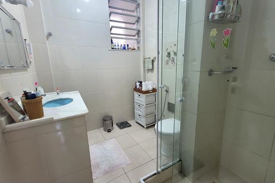 Banheiro de apartamento à venda com 3 quartos, 103m² em Tijuca, Rio de Janeiro