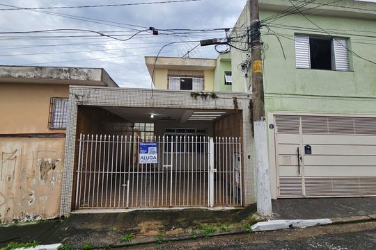 Fachada de casa para alugar com 2 quartos, 150m² em Vila Sao Geraldo, São Paulo