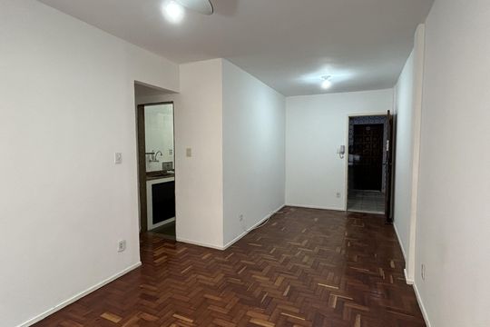 Sala de apartamento à venda com 3 quartos, 65m² em Lins de Vasconcelos, Rio de Janeiro