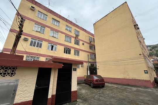Fachada do bloco de apartamento à venda com 3 quartos, 65m² em Lins de Vasconcelos, Rio de Janeiro