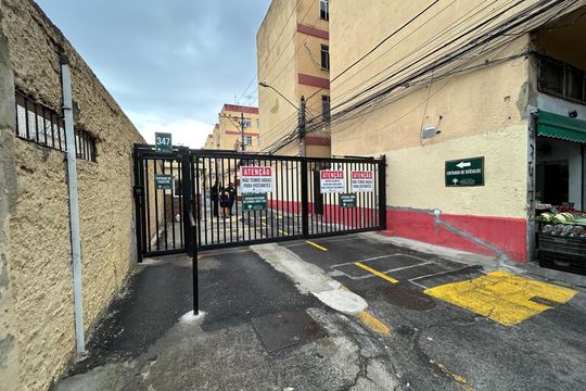 Portaria de apartamento à venda com 3 quartos, 65m² em Lins de Vasconcelos, Rio de Janeiro