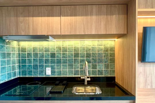 Cozinha de kitnet/studio para alugar com 1 quarto, 25m² em Pinheiros, São Paulo