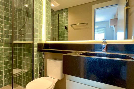 Banheiro da Suíte de kitnet/studio para alugar com 1 quarto, 25m² em Pinheiros, São Paulo