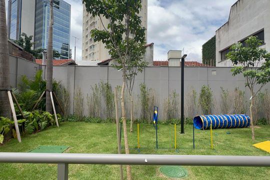 Área comum de kitnet/studio para alugar com 1 quarto, 25m² em Pinheiros, São Paulo