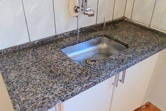 Cozinha de casa para alugar com 2 quartos, 140m² em Alípio de Melo, Belo Horizonte