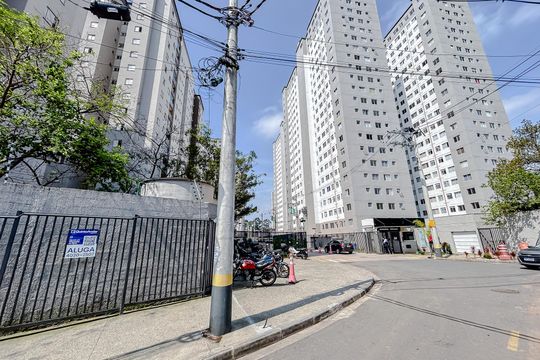 Fachada com Plaquinha de apartamento para alugar com 2 quartos, 43m² em Jardim America da Penha, São Paulo