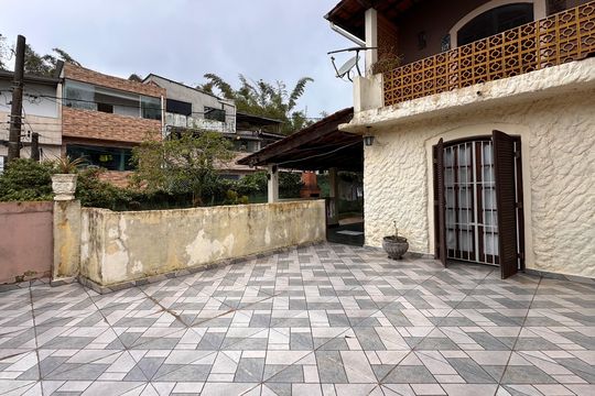 Sacada de casa à venda com 4 quartos, 174m² em Royal Park, São Bernardo do Campo