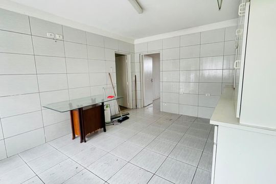 Cozinha de casa para alugar com 3 quartos, 380m² em Chácara Tres Pain, Embu das Artes