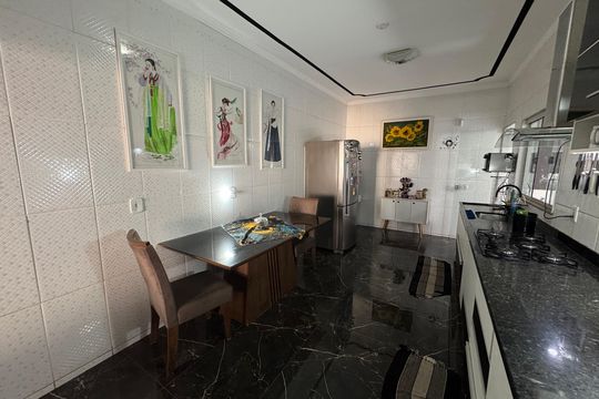 Cozinha de casa à venda com 3 quartos, 250m² em Ceilândia, Brasília