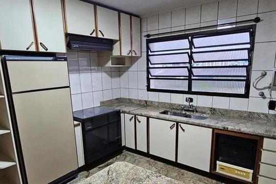 Apartamento para alugar com 5 quartos, 275m² em Jardim São Paulo, São Paulo