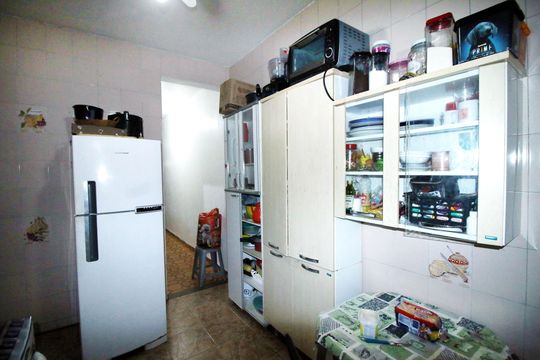 Cozinha de casa à venda com 3 quartos, 200m² em Olaria, Rio de Janeiro