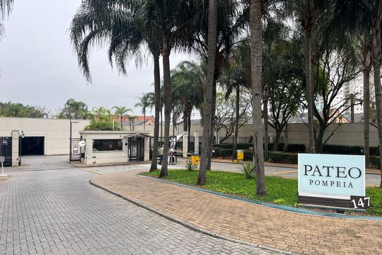 Fachada do Prédio de apartamento para alugar com 4 quartos, 294m² em Água Branca, São Paulo