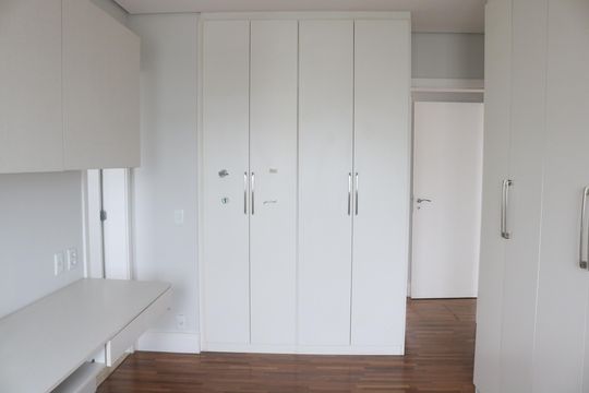 Quarto 1 de apartamento para alugar com 4 quartos, 294m² em Água Branca, São Paulo