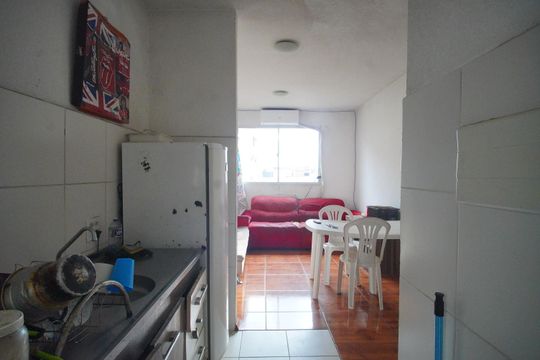 Cozinha de apartamento para alugar com 2 quartos, 48m² em Santos Dumont, São Leopoldo