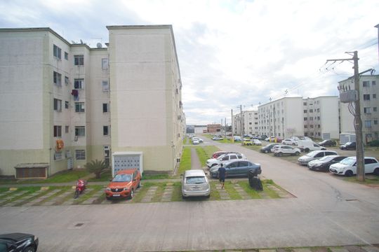 vista da sala de apartamento para alugar com 2 quartos, 48m² em Santos Dumont, São Leopoldo