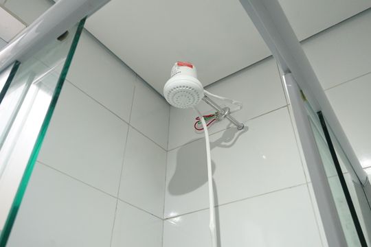 Banheiro de kitnet/studio para alugar com 1 quarto, 30m² em Cambuci, São Paulo