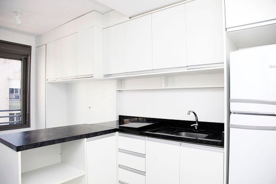 Studio - Cozinha de kitnet/studio para alugar com 1 quarto, 25m² em Farroupilha, Porto Alegre