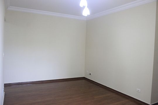 Sala de apartamento para alugar com 3 quartos, 76m² em Picanço, Guarulhos