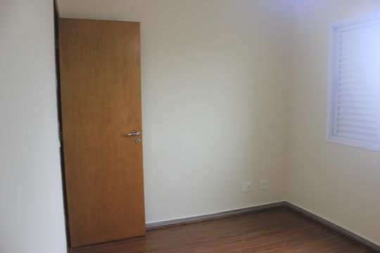 Dormitório 2 de apartamento para alugar com 3 quartos, 76m² em Picanço, Guarulhos