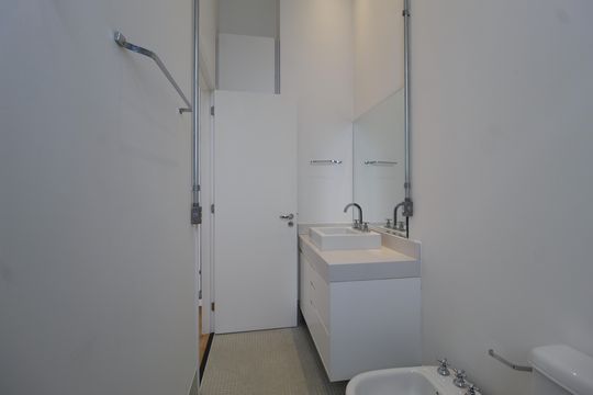 Banheiro da Suíte 1 de apartamento à venda com 2 quartos, 126m² em Itaim Bibi, São Paulo