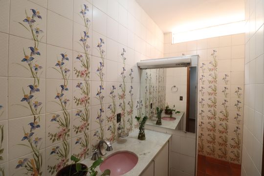 Banheiro Social de casa para alugar com 3 quartos, 250m² em Tabajaras, Uberlândia