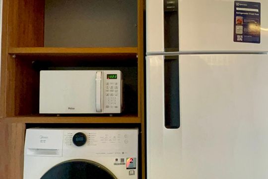 Cozinha de apartamento para alugar com 1 quarto, 25m² em Pinheiros, São Paulo