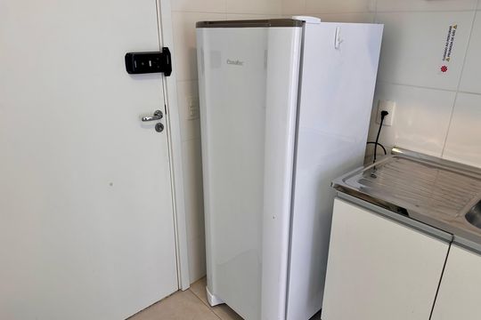 Cozinha de apartamento à venda com 1 quarto, 28m² em Chácara Santo Antônio, São Paulo