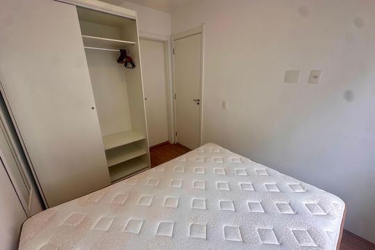 Quarto de apartamento à venda com 1 quarto, 28m² em Chácara Santo Antônio, São Paulo