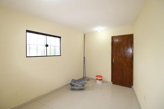 Sala de casa para alugar com 1 quarto, 130m² em Cidade Nitro Operária, São Paulo