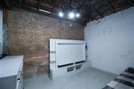 Sala de casa para alugar com 1 quarto, 60m² em Parque Sao Luis, São Paulo