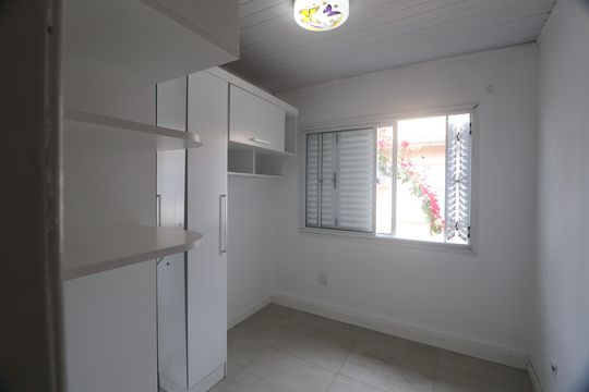 Quarto 2 de casa de condomínio para alugar com 3 quartos, 91m² em Centro, Canoas