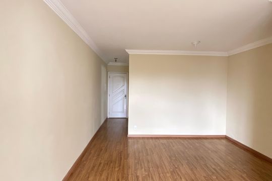 Sala de apartamento para alugar com 3 quartos, 67m² em Industrial Autonomistas, Osasco