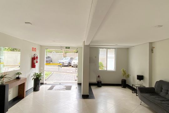 Hall  de apartamento para alugar com 3 quartos, 67m² em Industrial Autonomistas, Osasco