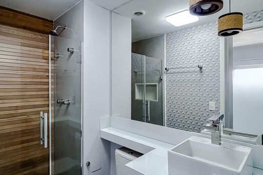Banheiro da Suíte de apartamento à venda com 2 quartos, 51m² em Tatuapé, São Paulo