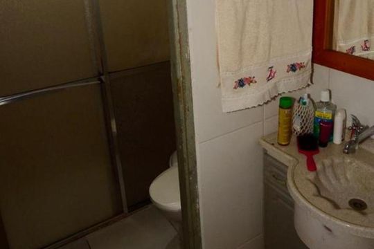 Banheiro de apartamento à venda com 2 quartos, 52m² em Conjunto Habitacional Brigadeiro Faria Lima, São Paulo