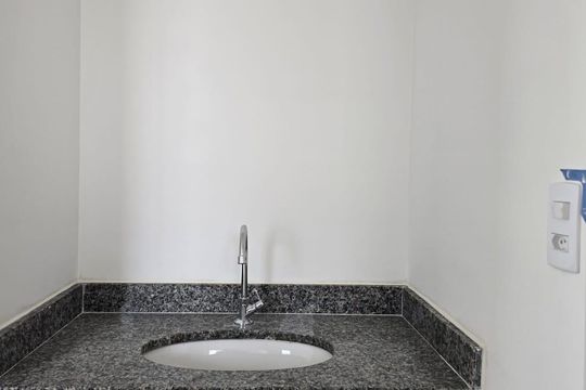 Banheiro Social de apartamento à venda com 2 quartos, 40m² em Centro, Guarulhos