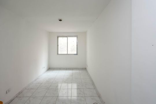 Quarto de kitnet/studio para alugar com 1 quarto, 25m² em Sé, São Paulo