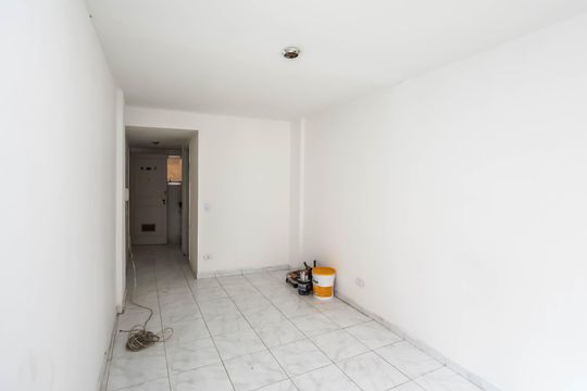 Quarto de kitnet/studio para alugar com 1 quarto, 25m² em Sé, São Paulo