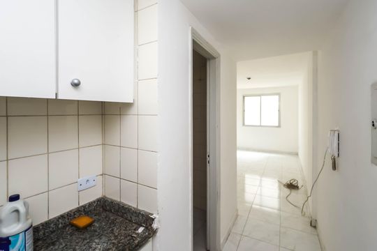 Cozinha de kitnet/studio para alugar com 1 quarto, 25m² em Sé, São Paulo